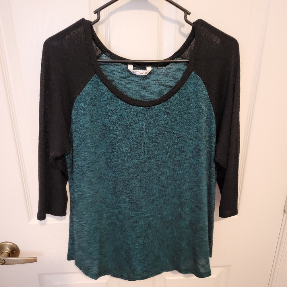 Women's thin black and teal shirt